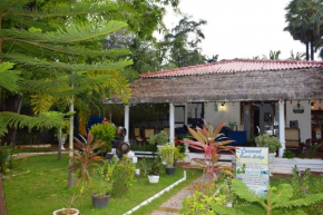 COCONUT BEACH LODGE